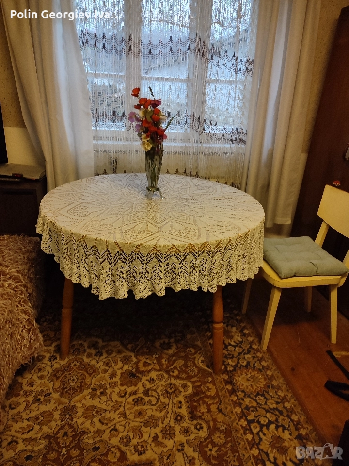 Кръгла ръзгаваема маса , снимка 1