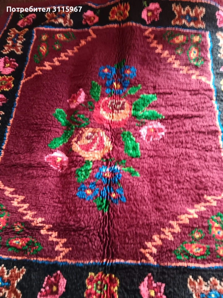 Вълнен китеник Маковете, снимка 1