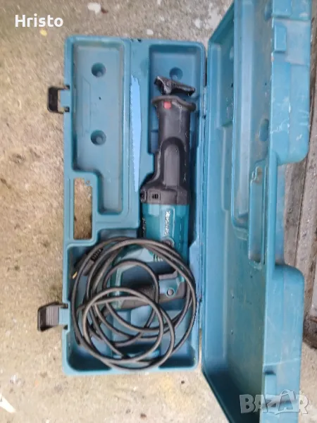Саблен трион Макита 1010W, снимка 1