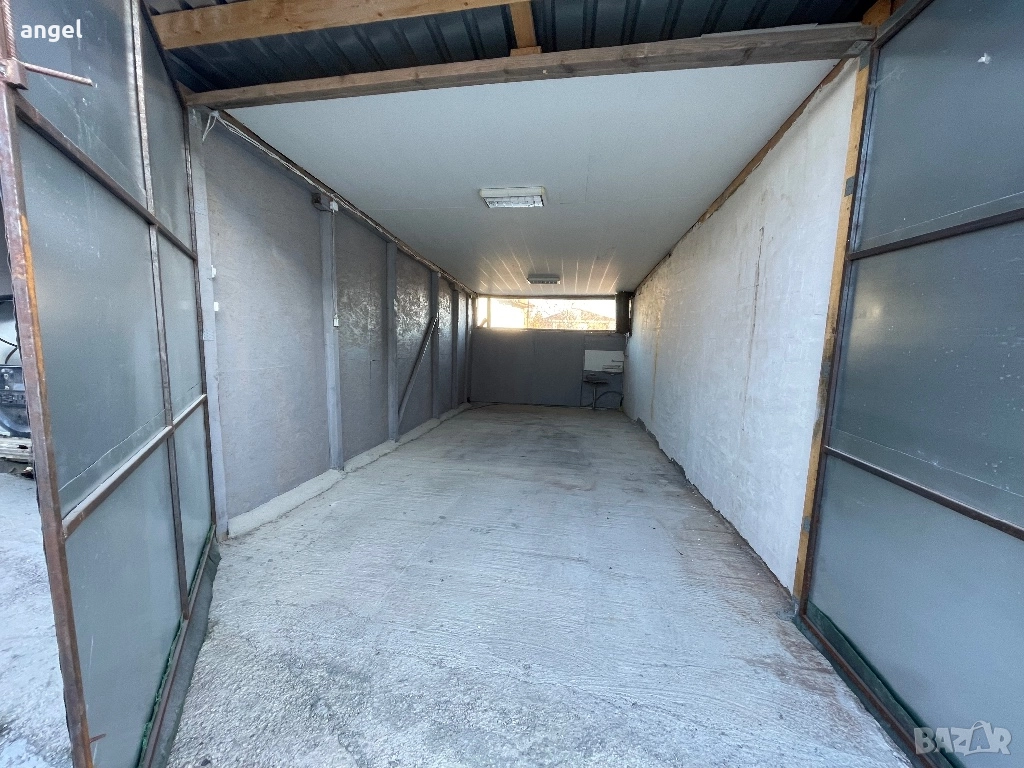 Давам поднаем халета , гаражи, с плац към него , снимка 1