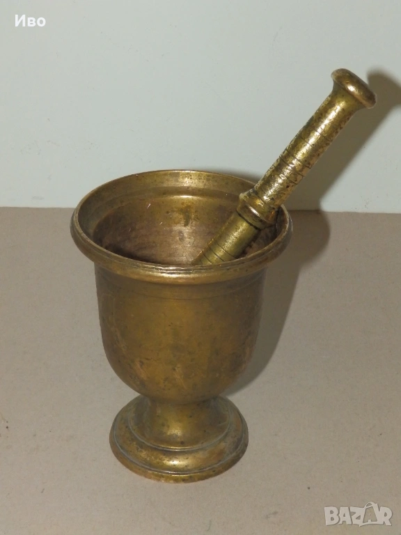 Голям масивен месингов хаван, снимка 1