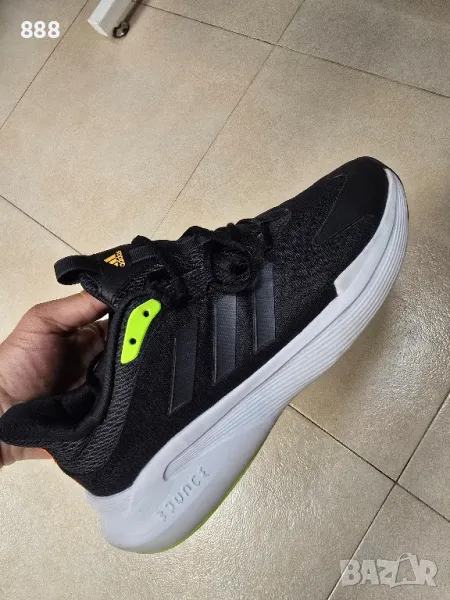 маратонки Adidas , снимка 1