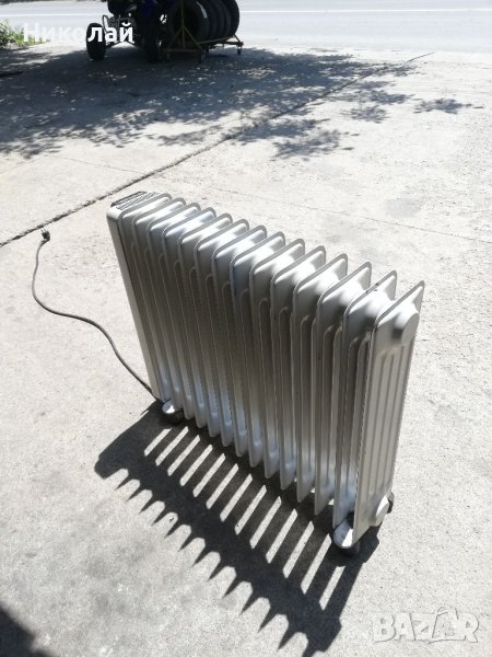Електрически маслен радиатор Delonghi , снимка 1
