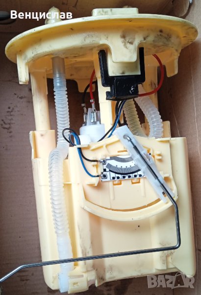 Продавам помпа,за Пежо 307 1,4, снимка 1