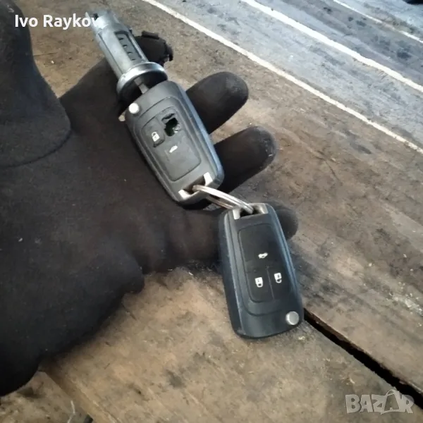 Патронник, ключове от Chevrolet Cruze 2.0 CDI, снимка 1