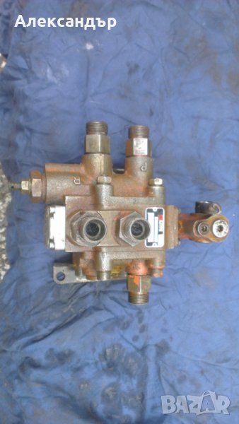 Хидроразпределител, снимка 1