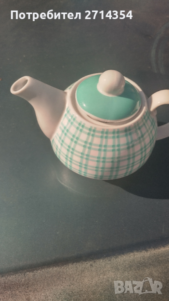 Порцеланово чайниче, снимка 1