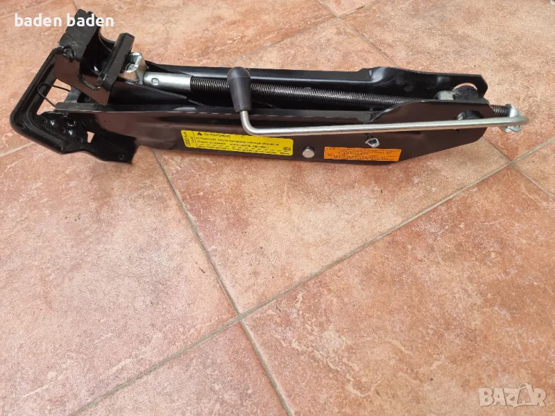 Audi Q5 - оригинален крик нов, снимка 1