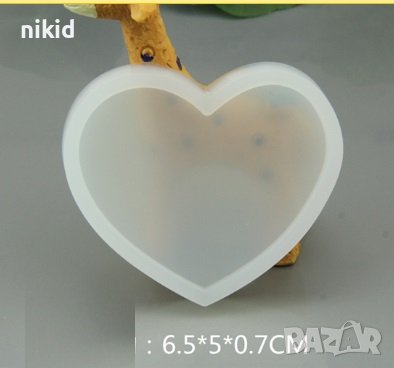 Сърце плитък силиконов калъп молд форма основа за бижутерски сладкарски и смола изделия, снимка 1