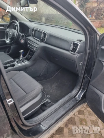 Кия Спортидж 1,7 дизел 2018г., снимка 7 - Автомобили и джипове - 53435057