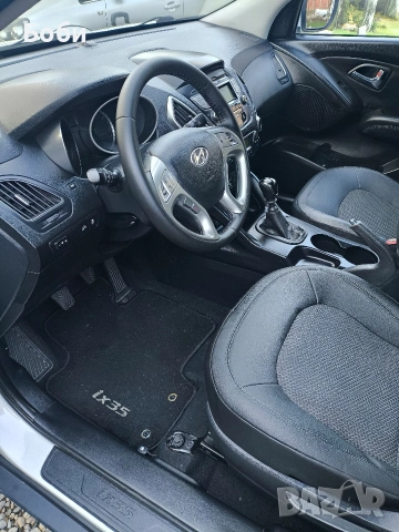 Hyundai ix35 2.0 CRDI, снимка 7 - Автомобили и джипове - 53748956