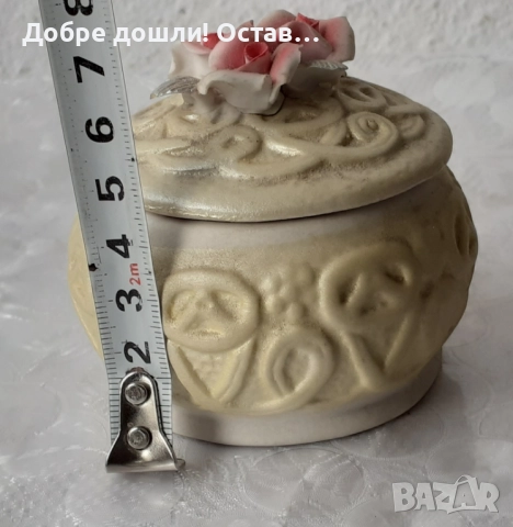 Кутийки: Интересна арабска кутия с връзки, кутийка-обувка, музикална гръцка, снимка 17 - Други ценни предмети - 28924056