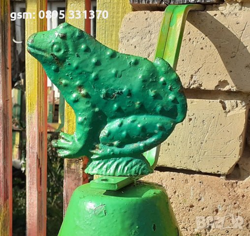 Зелена жаба - камбана, метал, стара, за закачане, закача се, снимка 3 - Други - 41451991