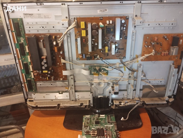 Продава телевизор LG 42 инча за части, снимка 10 - Телевизори - 53541314