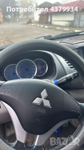 ТОВАРЕН АВТОМОБИЛ МИЦУБИШИ Л200, снимка 7 - Автомобили и джипове - 52411345