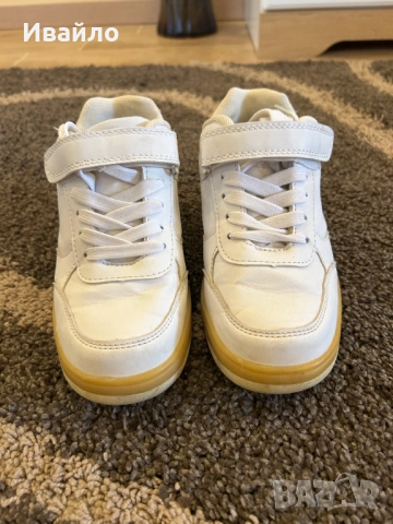 Детски момичешки маратонки SKATE с колело вградено в подметката, снимка 3 - Детски маратонки - 51496551