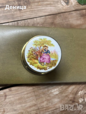 За любителите на романтиката💗  Винтидж стенна закачалка с порцеланови, снимка 6 - Декорация за дома - 53332160