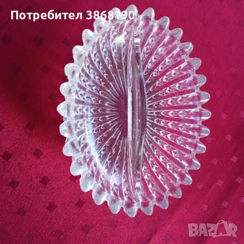 Стъклен съд за ядки