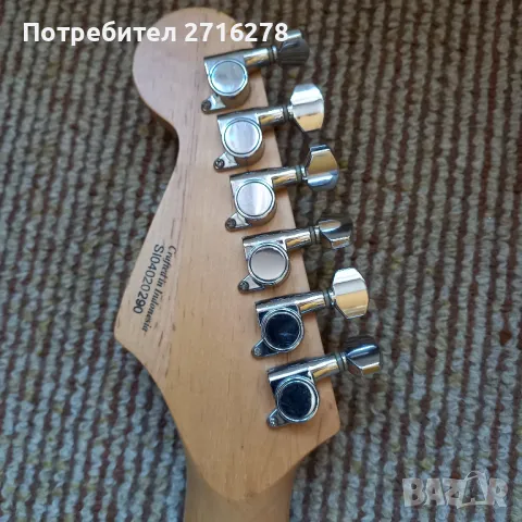 Squier Strat  by Fender 2004, снимка 7 - Китари - 50203196