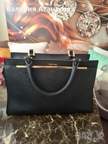 Продавам дамска чанта Calvin Klein