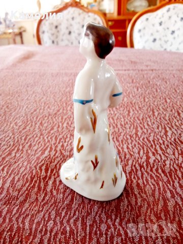 Порцеланова фигура , снимка 5 - Статуетки - 40609142