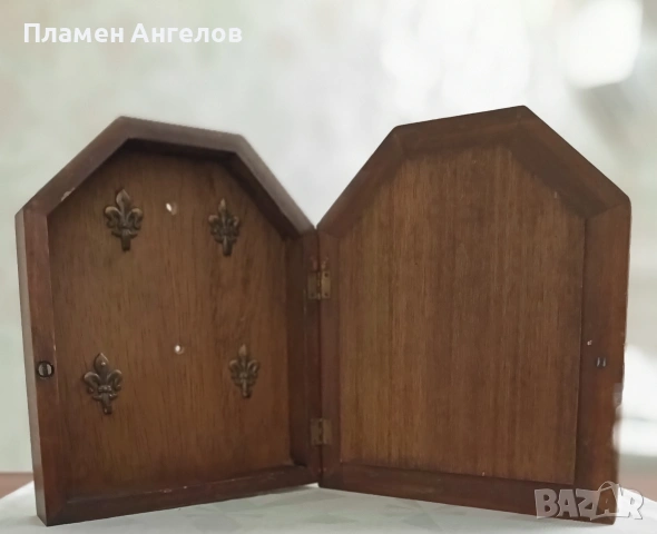 Винтидж кутия за ключове, масив дъб, огледало, месингов обков , снимка 5 - Антикварни и старинни предмети - 53790602