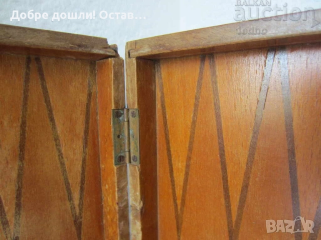 Стари различни кутии за шах и табла: голяма Стара дървена кутия за шах и табла , снимка 16 - Други ценни предмети - 29298149