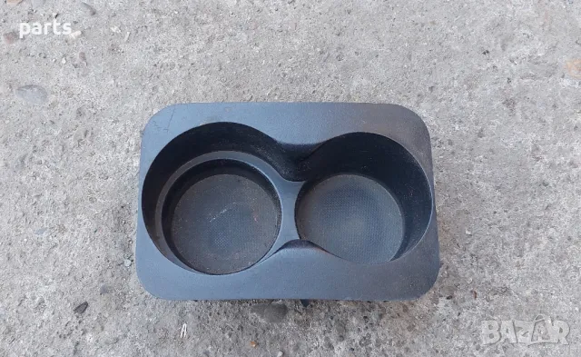 Къп Холдер - Поставка Чаши  Jeep Гранд Чероки WJ - 55196713, снимка 2 - Части - 48231090