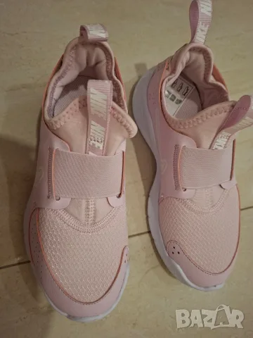 Маратонки Nike, 31