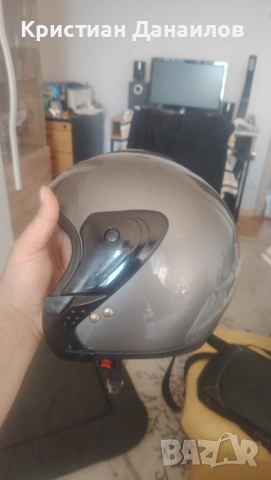 Спешно моторджийска каска , снимка 2 - Аксесоари и консумативи - 53848026