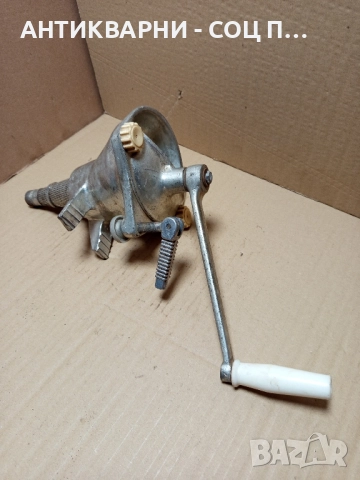 Стара Немска Мелачка За Домати Тегло 3.600кг., снимка 12 - Антикварни и старинни предмети - 51571353