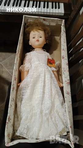 Стара кукла чисто нова от 84 г. Милена
