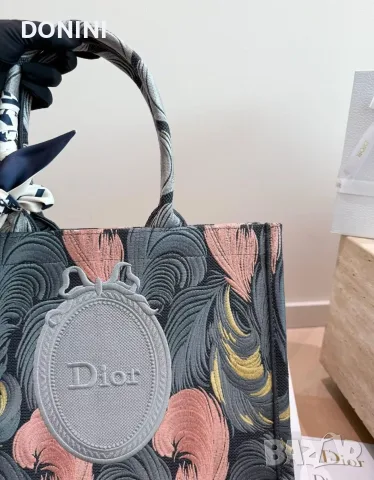 Christian Dior Дамска чанта, кожа, снимка 3 - Чанти - 56316113