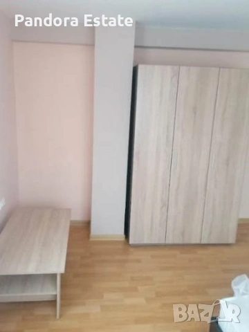 Продава едностаен апартамент в Центъра, снимка 3 - Апартаменти - 53793453