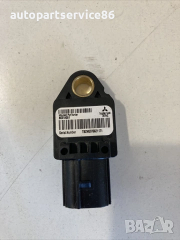 Сензор за краш за Peugeot 4007 2.2 HDI (2009) 8651A001