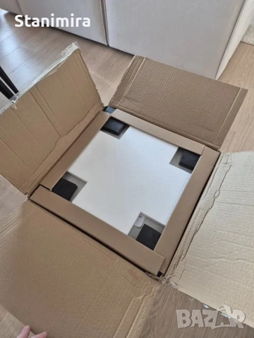 Продавам нова модерна квадратна маса за кафе, цвят бежов, снимка 8 - Маси - 51492187