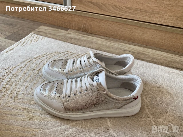 Дамски спортни обувки от естествена кожа , снимка 1