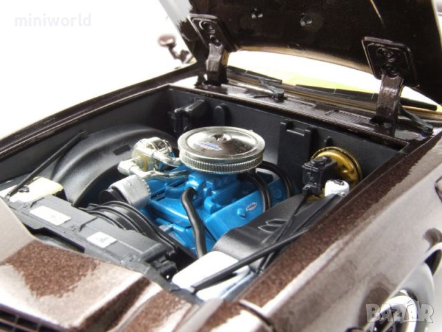 Chevrolet Z28 Yenko Turbo Z 1981 - мащаб 1:18 на Greenlight моделът е нов в кутия, снимка 5 - Колекции - 29494181