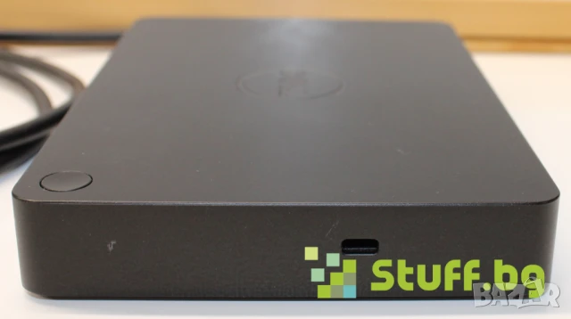 Докинг станция DELL WD15, снимка 3 - Лаптоп аксесоари - 50983647