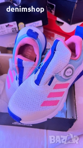 Детски маратонки Адидас номер 31, снимка 6 - Детски маратонки - 52548870