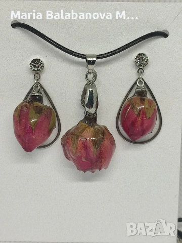 Бижута от естествени цветя и епоксидна смола 