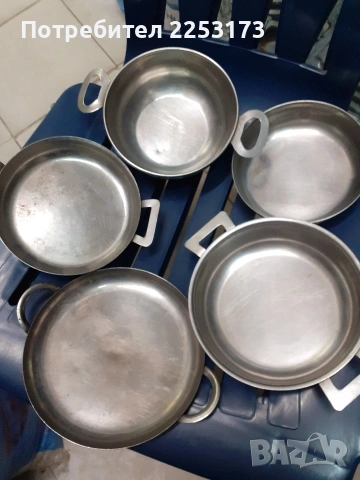 Нерж.купички,тиган,солница, сосиера,сладолед, снимка 7 - Прибори за хранене, готвене и сервиране - 45021593