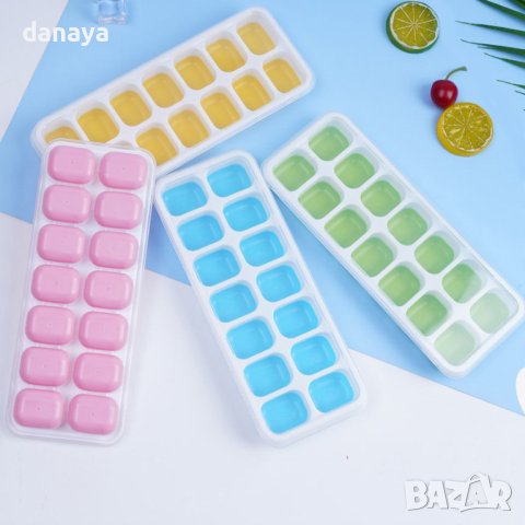 3889 Форма за лед с капак и силиконово дъно