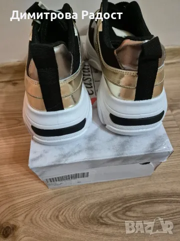 Продавам дамски маратонки номер 40! Състояние ново! , снимка 6 - Маратонки - 47555642