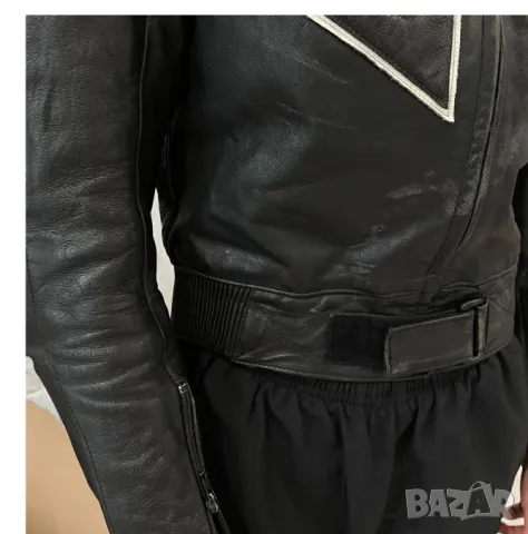 дамско Dainese кожено яке размер 50 с протектори рамене и лакти , снимка 2 - Якета - 49679587
