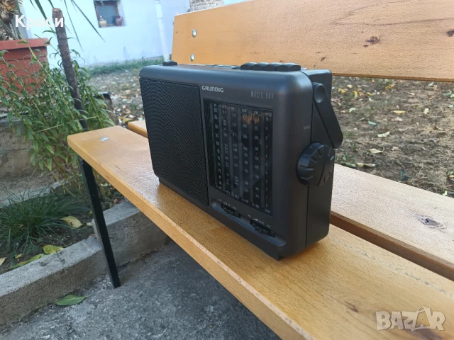 Grundig Music Boy 175 *Продавам страхотен радиоапарат*, снимка 2 - Радиокасетофони, транзистори - 51408208