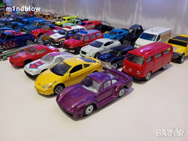 Метални колички Hot Wheels Matchbox Хот Уилс Мачбокс Мажорет, снимка 15 - Колекции - 32872505