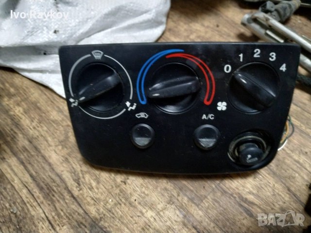 Панел климатик за Ford Fiesta MK IV , XS6H19A522AA 