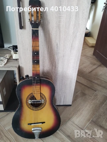 продавам акустична китара