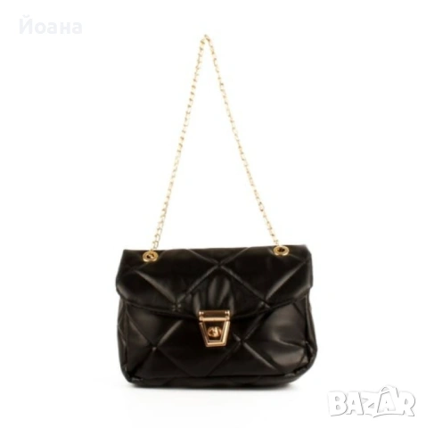 Дамска ватирана мека чанта в стилен дизайн 